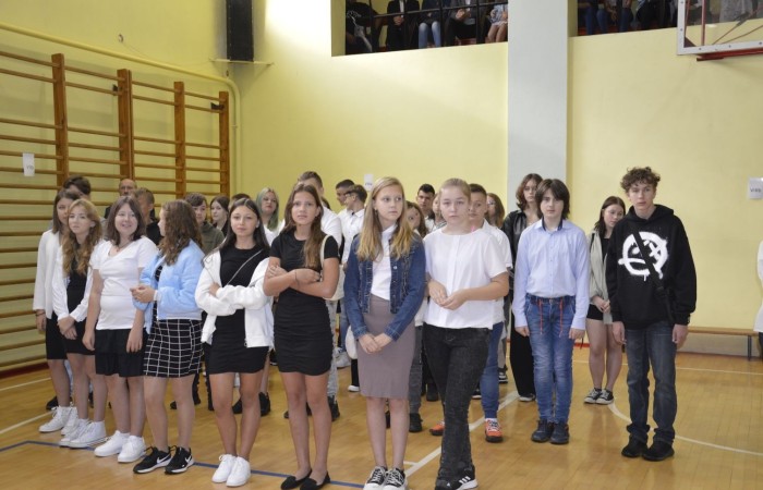 Nie zabrakło też chwili
powagi, podczas której wspominano rocznicę wybuchu II wojny światowej. 