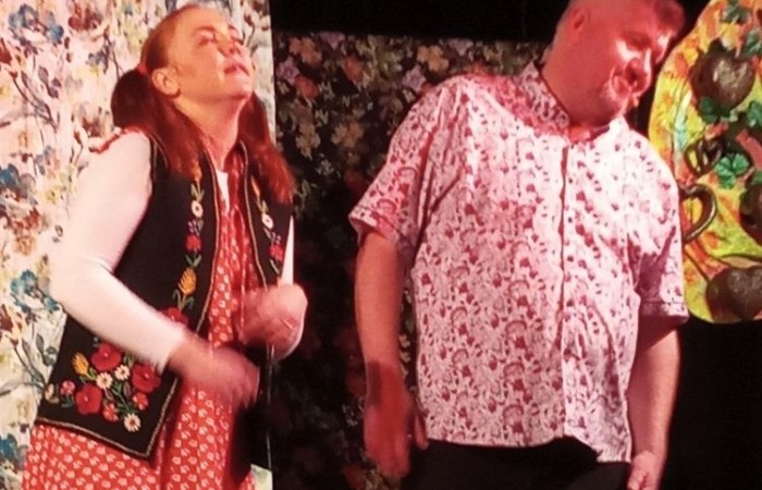 24 listopada 2022r. uczniowie klas  pierwszych, w sali kinowej POK, obejrzeli przedstawienie profilaktyczne pt. ,,Zaczarowana kraina