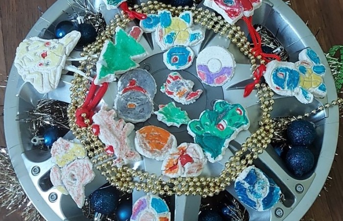 Pod koniec listopada w naszej szkole został ogłoszony konkurs na „Najpiękniejszy wieniec adwentowy”. Konkurs skierowany był do uczniów klas I – IV. Komisja oceniając pracę uczniów brała pod uwagę ogrom włożonej pracy, estetykę, pomysłowość oraz dobór materiału. 
Laureaci otrzymali dyplomy i drobne podarunki.
I miejsce – Nela Jaworska, kl. 1 a
II miejsce – Weronika Jakubowska, kl. 4 a
III miejsce – Laura Chojecka, kl. 1 a oraz Jakub Wawer, kl. 2 b
Wyróżnienia
Klaudia Brzozowska, kl. 2b
Maja Cok, kl. 1 b
Jakub Gajcy, kl. 4 b
Maja Mackiewicz, kl. 3 a
Liliana Łońska, kl. 1 a
Kuba Oleszczuk, kl. 1 b
Maja Tyżlik, kl. 1 a
Liliana Zakrzewska, kl. 4 a
Justyna Żukowska, kl.