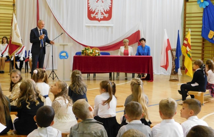 Ślubowanie klas pierwszych