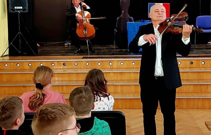 20.04.2023 r. odbył się w naszej szkole  koncert muzyczny pt.