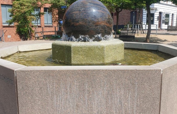 Grupa taneczna z  Sp2 była częścią delegacji Aniołowa, które wraz z partnerami z Gminy Pasłęk przebywało w Hadenfeld w Niemczech w dniach 14-19.06. Delegacja brała udział w festiwalu „Anioły,woły i kultura