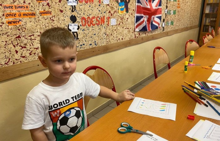 4 marca po raz kolejny nasza szkoła otworzyła swoje podwoje dla przyszłych uczniów. Dzieci i ich rodzice mogli przekonać się, że szkoła to nie tylko nauka, ale też świetna zabawa.
Po przekroczeniu progu naszej 