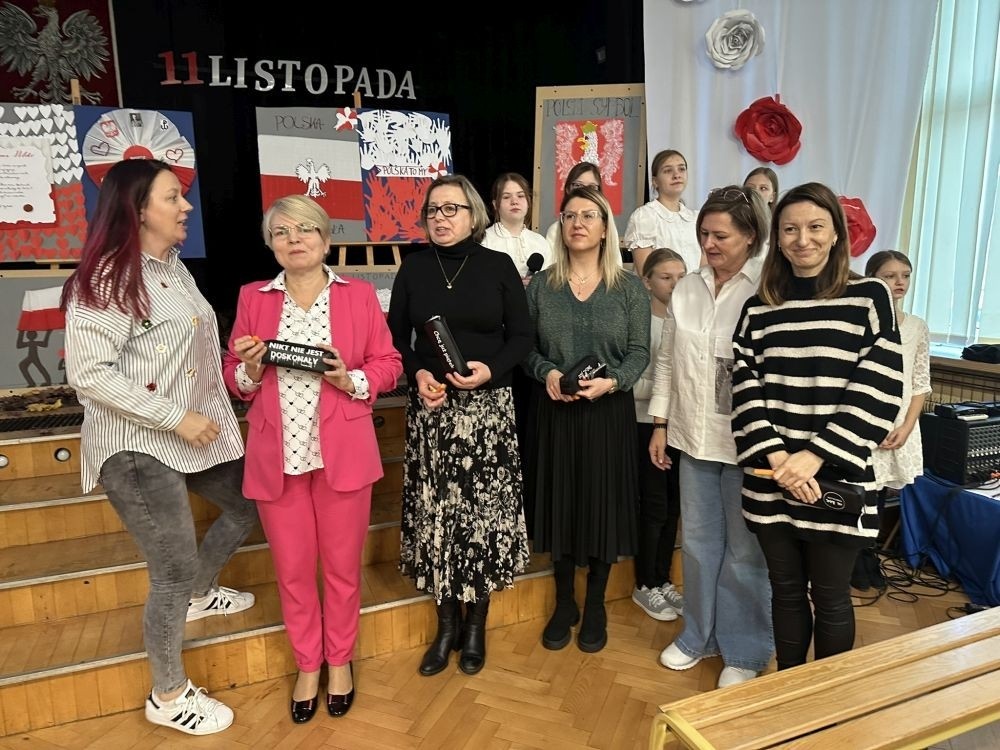 Święto Odzyskania Niepodległości ma dla nas szczególne znaczenie. W tym roku postanowiliśmy to wydarzenie uczcić w wyjątkowy sposób - organizując 