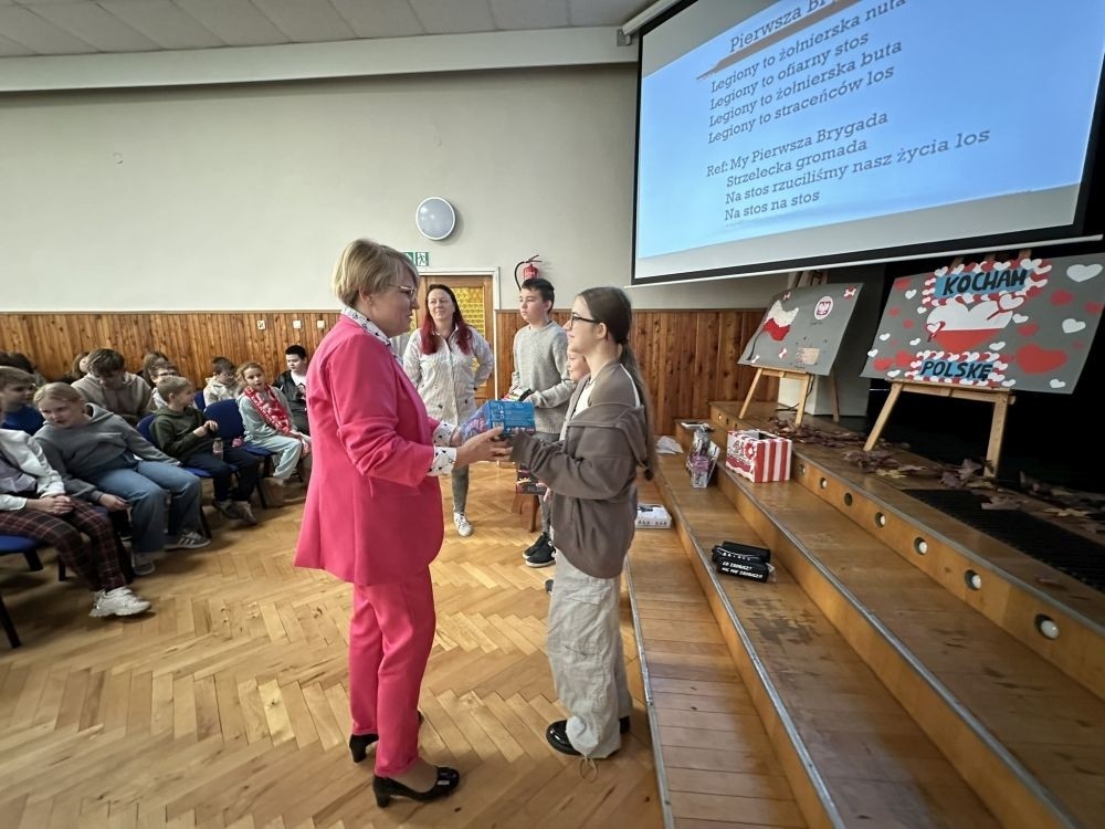 Święto Odzyskania Niepodległości ma dla nas szczególne znaczenie. W tym roku postanowiliśmy to wydarzenie uczcić w wyjątkowy sposób - organizując 