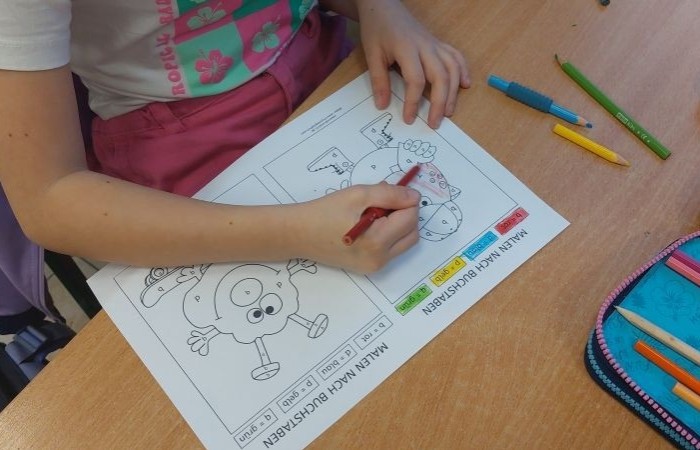 Siedem kolorów tęczy - poznajemy kolory w języku niemieckim