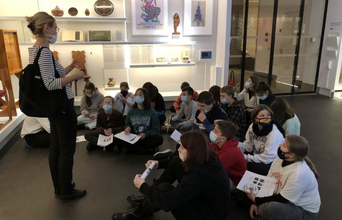 W dniach 9-11 grudnia 2021 uczniowie klas 7b i 7c uczestniczyli w wycieczce do stolicy Polski w ramach projektu Ministerstwa Edukacji i Nauki 