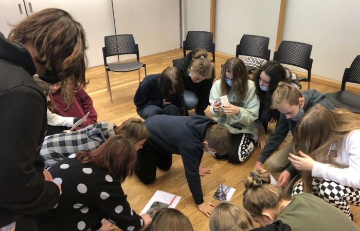 W dniach 9-11 grudnia 2021 uczniowie klas 7b i 7c uczestniczyli w wycieczce do stolicy Polski w ramach projektu Ministerstwa Edukacji i Nauki 