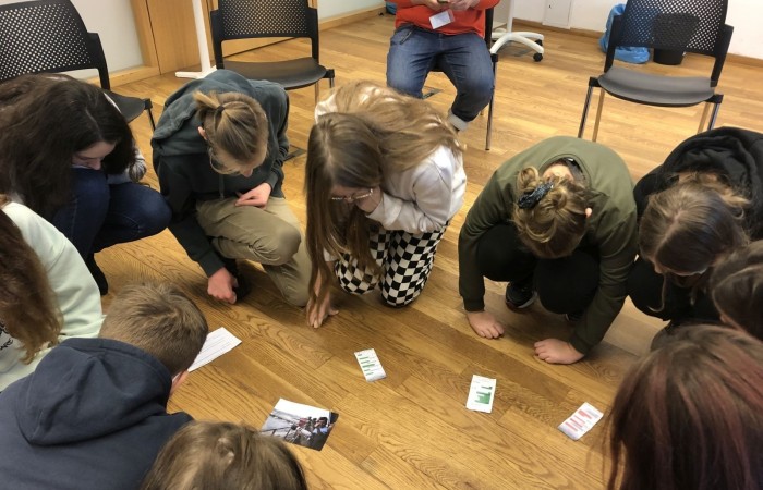 W dniach 9-11 grudnia 2021 uczniowie klas 7b i 7c uczestniczyli w wycieczce do stolicy Polski w ramach projektu Ministerstwa Edukacji i Nauki 