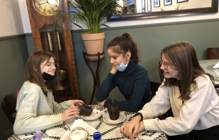 W dniach 9-11 grudnia 2021 uczniowie klas 7b i 7c uczestniczyli w wycieczce do stolicy Polski w ramach projektu Ministerstwa Edukacji i Nauki 