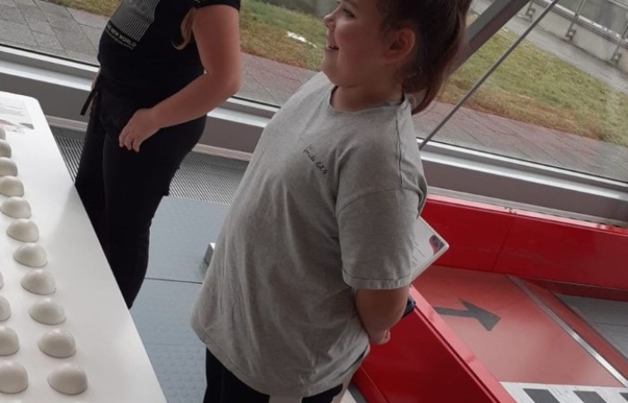 	14 grudnia 2021 uczniowie klas IIIa i IIIb uczestniczyli w wycieczce do Gdyni w ramach projektu Ministerstwa Edukacji i Nauki ,,Poznaj Polskę