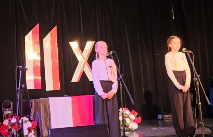 Nasza szkoła  uczestniczyła 11 listopada w występie artystycznym w sali widowiskowo-kinowej Pasłęckiego Centrum Kultury i Artystycznego z okazji Dnia Niepodległości. Na scenie zaprezentowały się uczennice z klasy 3a Zofia Misiułajtis i Magda Brzozowska z piosenką
 