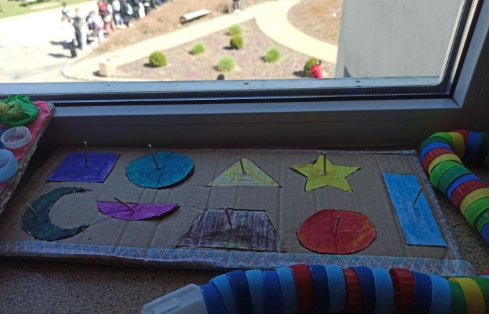 Z okazji Światowego Dnia Ziemi w naszej szkole odbyły się konkursy 
Matematyczny dla klas 4-8 